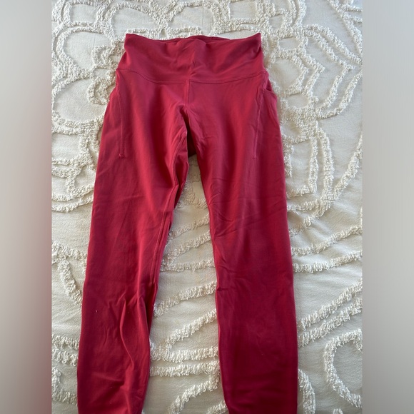 LULULEMON FAST AND FREE LEGGINGS - Picture 1 of 5